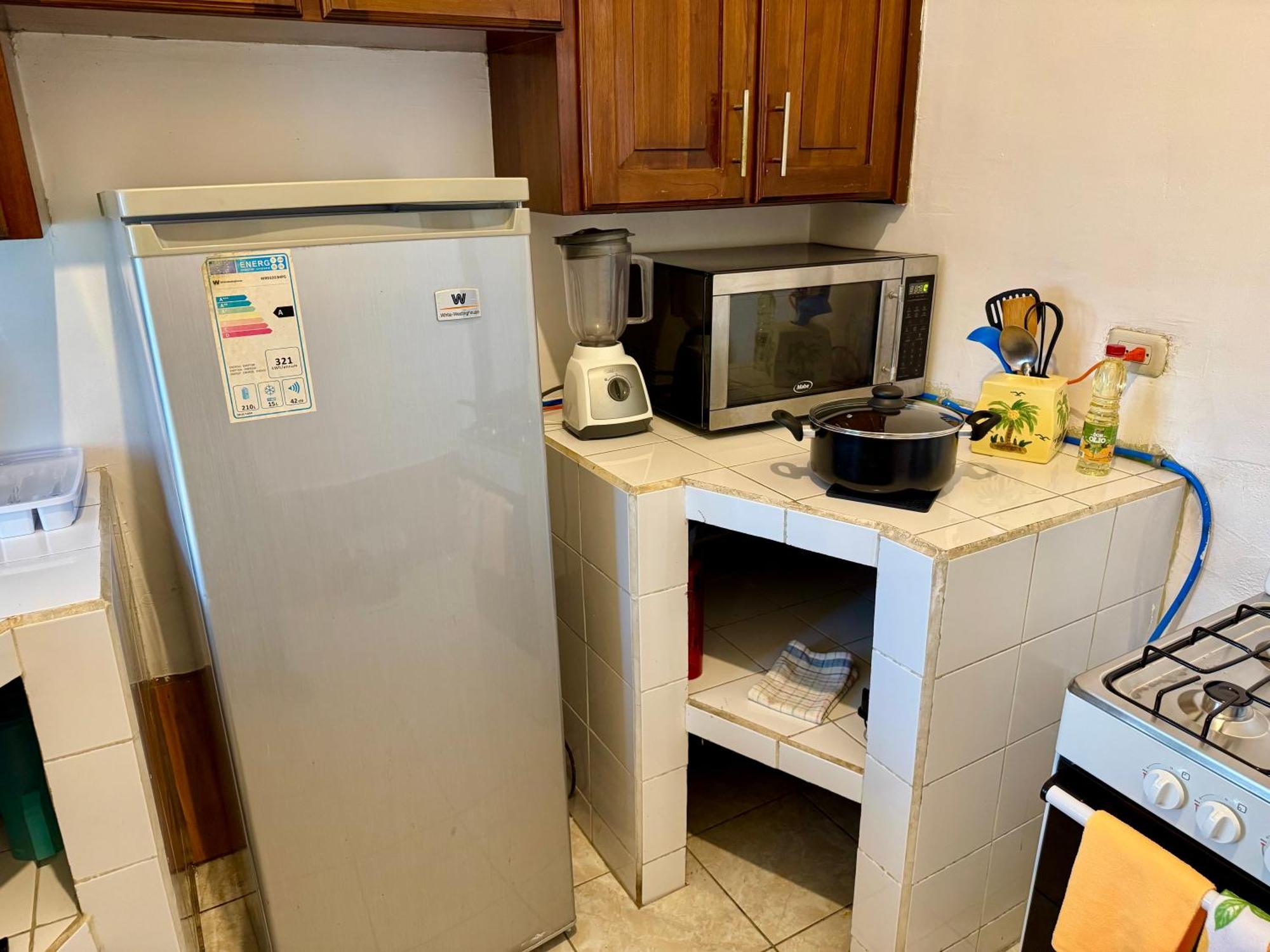 Hostal Inn 1 Флорес Екстериор снимка